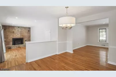 27 Possum Way, New Providence, NJ 07974 - Photo 4