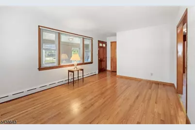 623 1st Ave, Raritan, NJ 08869 - Photo 4