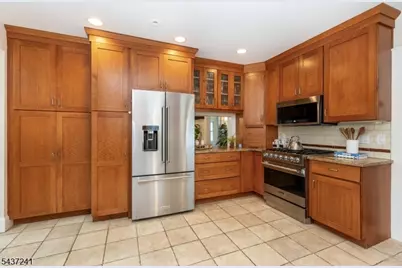 73 Hawthorne Ave, Glen Ridge, NJ 07028 - Photo 26