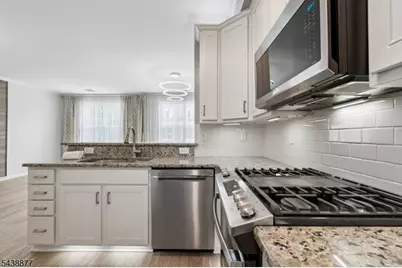 612 Lopez Ln, Morris Plains, NJ 07950 - Photo 14