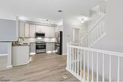 612 Lopez Ln, Morris Plains, NJ 07950 - Photo 10