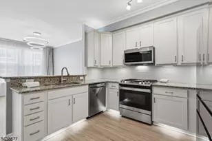 612 Lopez Ln, Morris Plains, NJ 07950 - Photo 12