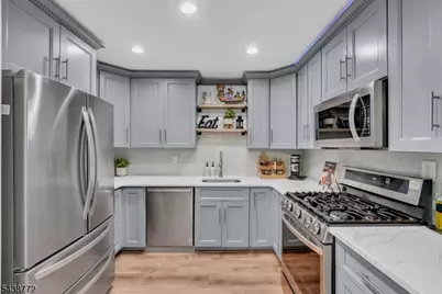 213 Longview Rd, Bridgewater Twp., NJ 08807 - Photo 18