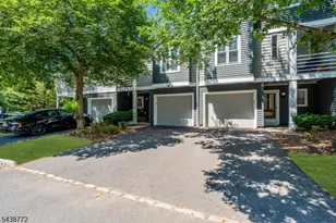 213 Longview Rd, Bridgewater Twp., NJ 08807 - Photo 4