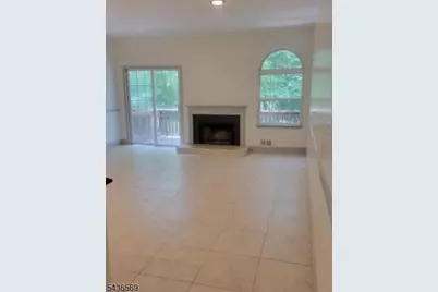 1076 Oakcroft Ln, Franklin Township, NJ 08873 - Photo 14
