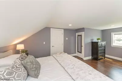 18 Sweetwood Dr, Cedar Grove, NJ 07009 - Photo 12