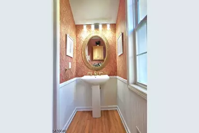 324 Winthrop Dr, Nutley Twp., NJ 07110 - Photo 12