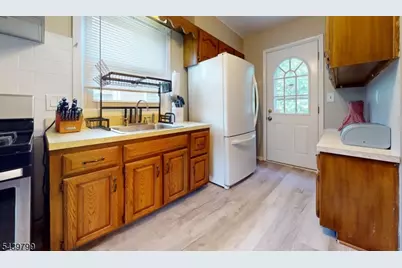 725 Loretta Ter, Plainfield, NJ 07062 - Photo 34