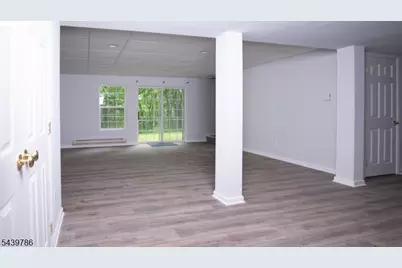 7 Woodland Hills Dr, Vernon, NJ 07461 - Photo 18