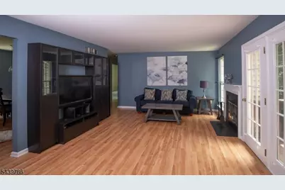 7 Woodland Hills Dr, Vernon, NJ 07461 - Photo 6