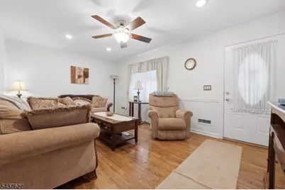 23 Madison St, Belleville, NJ 07109 - Photo 4