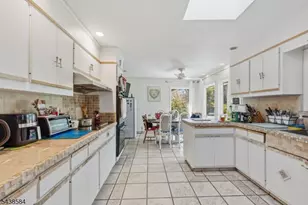 29 Farview Rd, Millburn, NJ 07041 - Photo 8