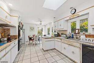 29 Farview Rd, Millburn, NJ 07041 - Photo 10
