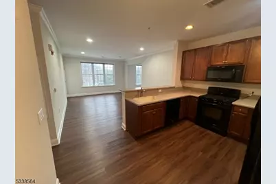 8105 Sanctuary Blvd #105, Riverdale, NJ 07457 - Photo 2