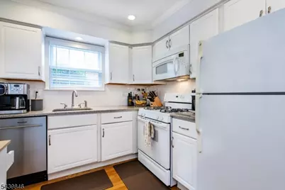 320 South #2K, Morristown, NJ 07960 - Photo 14
