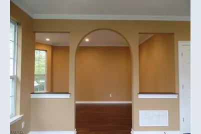 21 Haddenford Dr, Raritan Township, NJ 08822 - Photo 4