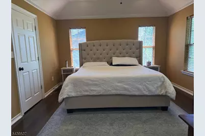 21 Haddenford Dr, Raritan Township, NJ 08822 - Photo 32