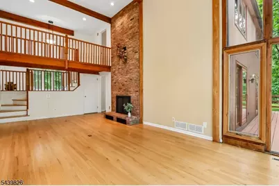 42 Pin Oak Rd, Montgomery Township, NJ 08558 - Photo 6