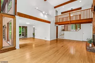 42 Pin Oak Rd, Montgomery Township, NJ 08558 - Photo 8