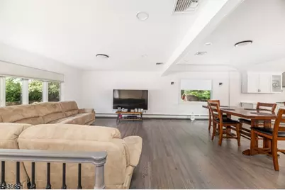66 Robert St, North Haledon, NJ 07508 - Photo 2