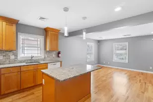 348 1st St, Dunellen, NJ 08812 - Photo 6