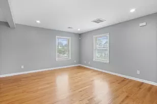 348 1st St, Dunellen, NJ 08812 - Photo 2