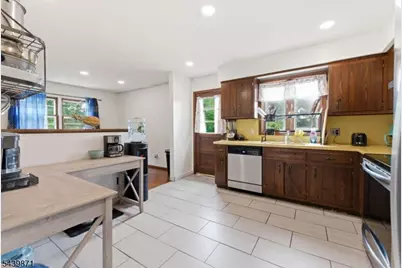 3 Summit Ave, Wharton, NJ 07885 - Photo 10