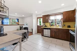 3 Summit Ave, Wharton, NJ 07885 - Photo 10