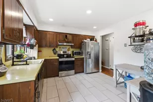 3 Summit Ave, Wharton, NJ 07885 - Photo 8