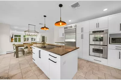 11 Hemlock Ln, Kinnelon, NJ 07405 - Photo 18