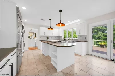11 Hemlock Ln, Kinnelon, NJ 07405 - Photo 16