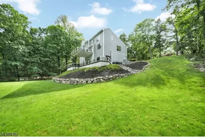 11 Hemlock Ln, Kinnelon, NJ 07405 - Photo 48