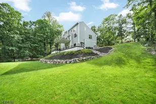 11 Hemlock Ln, Kinnelon, NJ 07405 - Photo 48