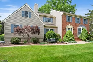 16 McIntire Dr, Hillsborough Township, NJ 08844 - Photo 2