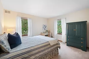 16 McIntire Dr, Hillsborough Township, NJ 08844 - Photo 32