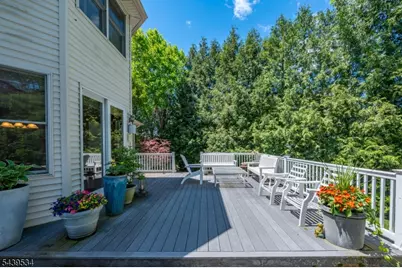 9 Ralph Dr, Fairfield, NJ 07004 - Photo 46