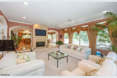 9 Ralph Dr, Fairfield, NJ 07004 - Photo 20