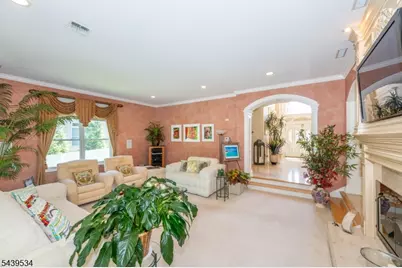 9 Ralph Dr, Fairfield, NJ 07004 - Photo 22