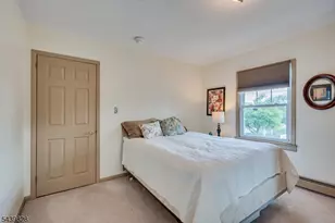 102 Michael St, Edison Twp., NJ 08820 - Photo 36