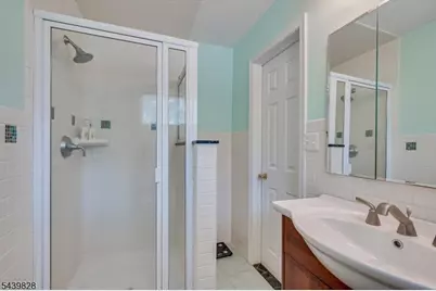102 Michael St, Edison Twp., NJ 08820 - Photo 40