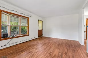 320 Redmont Rd, North Plainfield, NJ 07063 - Photo 6