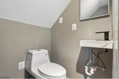 320 Redmont Rd, North Plainfield, NJ 07063 - Photo 20