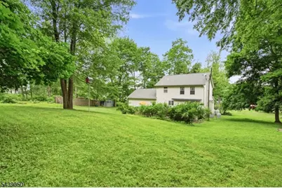 10 Mountainside Dr, Andover Township, NJ 07860 - Photo 12