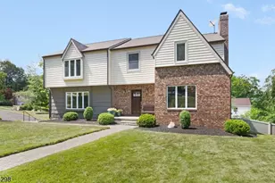 1 Ashley Ct, Morris Township, NJ 07960 - Photo 1
