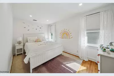 27 Otsego Rd, Verona, NJ 07044 - Photo 24