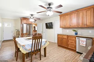 141 Walnut St, Newark, NJ 07105 - Photo 12