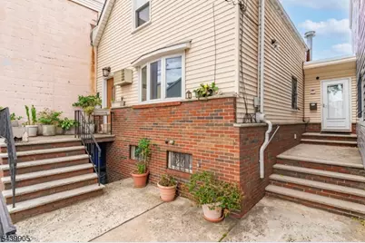 141 Walnut St, Newark, NJ 07105 - Photo 2