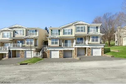 1028 Robin Ct, Green Brook Township, NJ 08812 - Photo 1