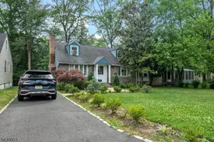 958 Leland Ave, Plainfield, NJ 07062 - Photo 1