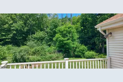 37 Fairview Ave, Hamburg, NJ 07419 - Photo 4